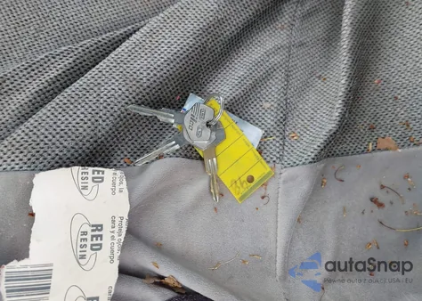 1998 Subaru Legacy L/Right Hand Postal Drive из США, поврежденный, VIN 4S3BK4353W7300794